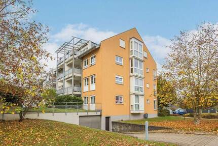 Mietangebot in Singen-Süd: Tolle Wohnung am Ortsrand! 4 zimmer
