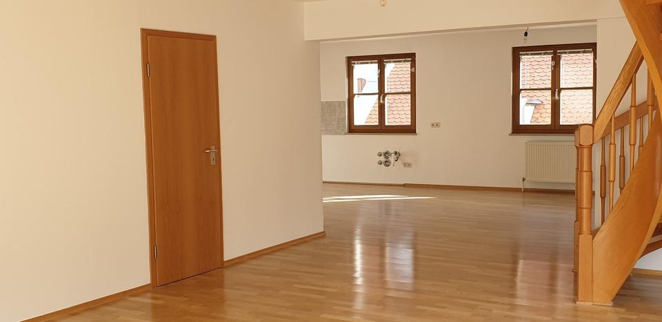 Maisonettenwohnung Ingolstadt - 4 Zimmer, 150 m&sup2;, 1.800&euro; | Angebot:24572770