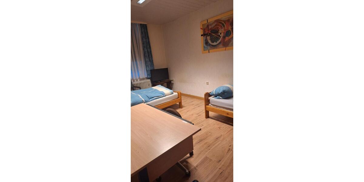 Wohnen auf Zeit Isernhagen - 3 Zimmer, 90 m&sup2;, 20&euro; | Angebot:26292677