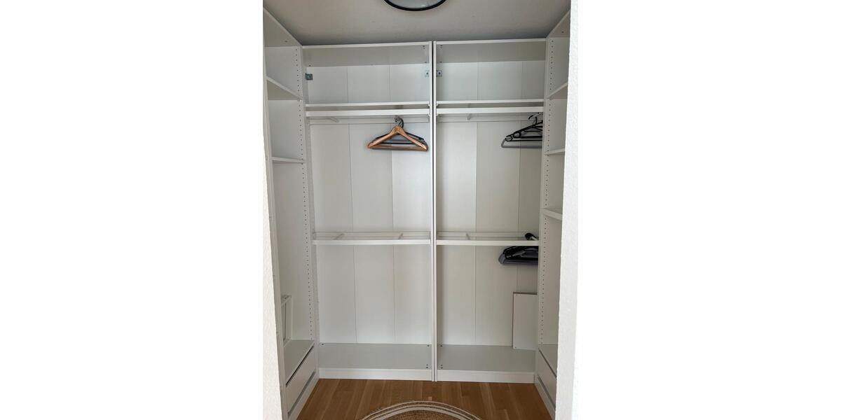 Etagenwohnung Esslingen am Neckar Brühl - 5 Zimmer, 127 m&sup2;, 2.500&euro; | Angebot:25292623