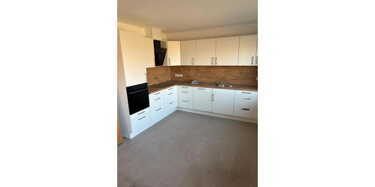 Dachgeschoßwohnung Eystrup - 3 Zimmer, 100 m&sup2;, 900&euro; | Angebot:25373730