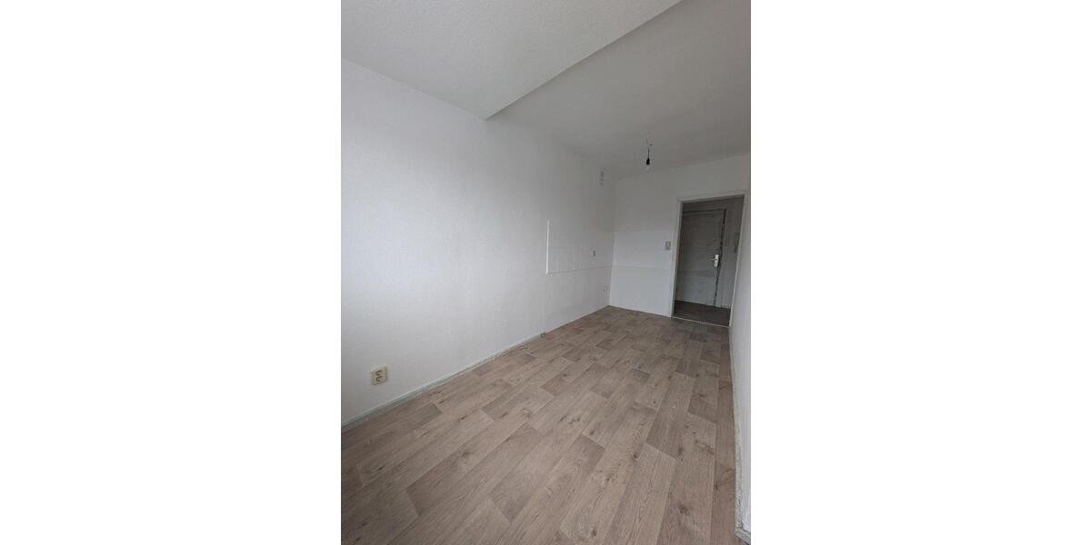 Etagenwohnung Malchin - 3 Zimmer, 50 m&sup2;, 405&euro; | Angebot:24749654