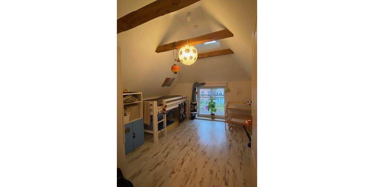 Etagenwohnung Hamburg Curslack - 4 Zimmer, 128 m&sup2;, 1.600&euro; | Angebot:24544415