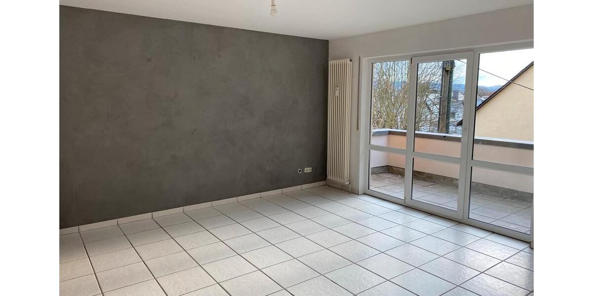 Dachgeschoßwohnung Saarburg - 3 Zimmer, 76 m&sup2;, 990&euro; | Angebot:26294382