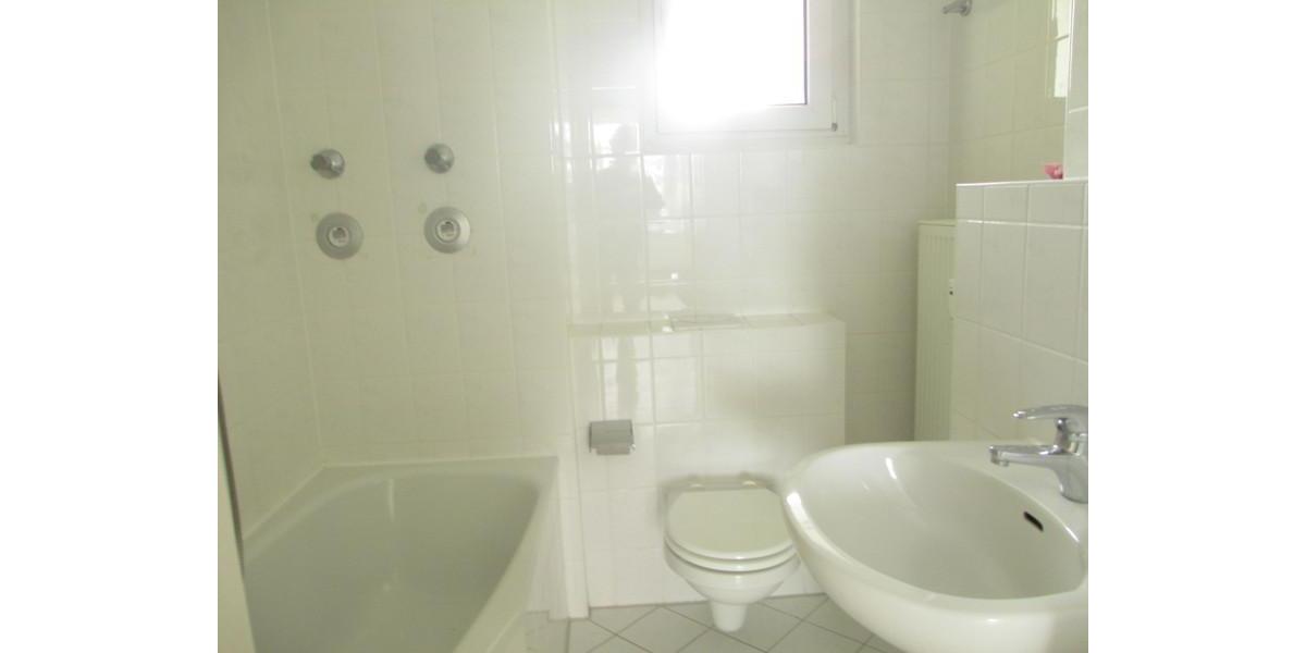 Etagenwohnung Magdeburg Leipziger Straße - 3 Zimmer, 77 m&sup2;, 475&euro; | Angebot:25127310