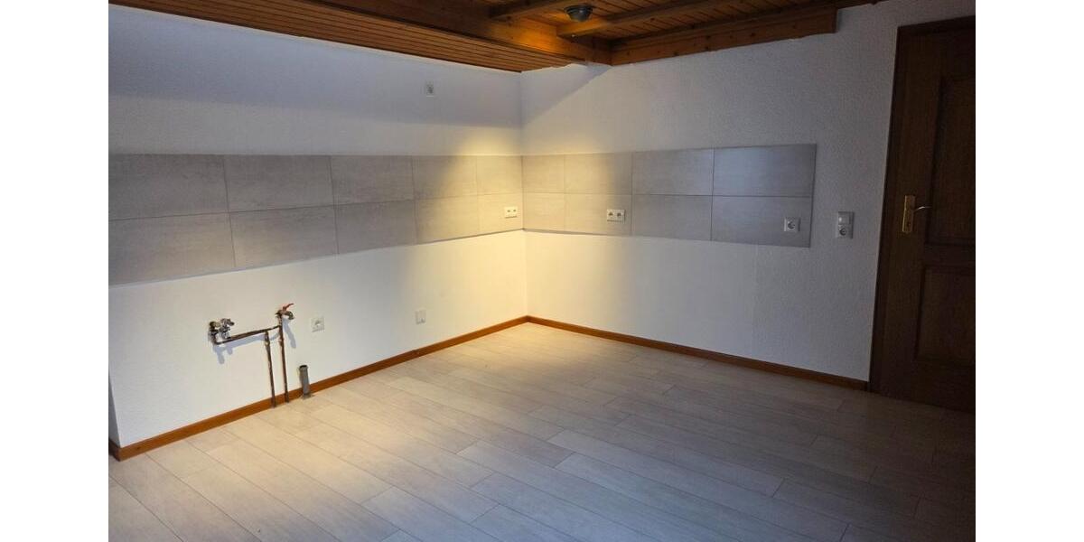 Einfamilienhaus Modautal - 6 Zimmer, 161 m&sup2;, 1.400&euro; | Angebot:25810666