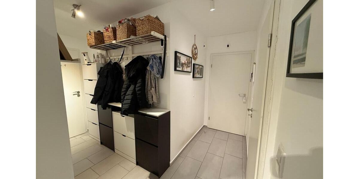 Dachgeschoßwohnung Hiddenhausen - 4 Zimmer, 135 m&sup2;, 1.290&euro; | Angebot:24658754