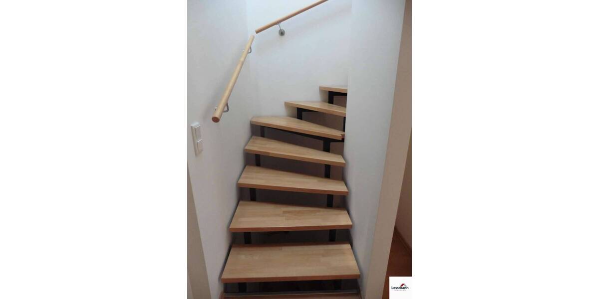 Reihenmittelhaus Feucht - 6 Zimmer, 152 m&sup2;, 1.500&euro; | Angebot:26730698