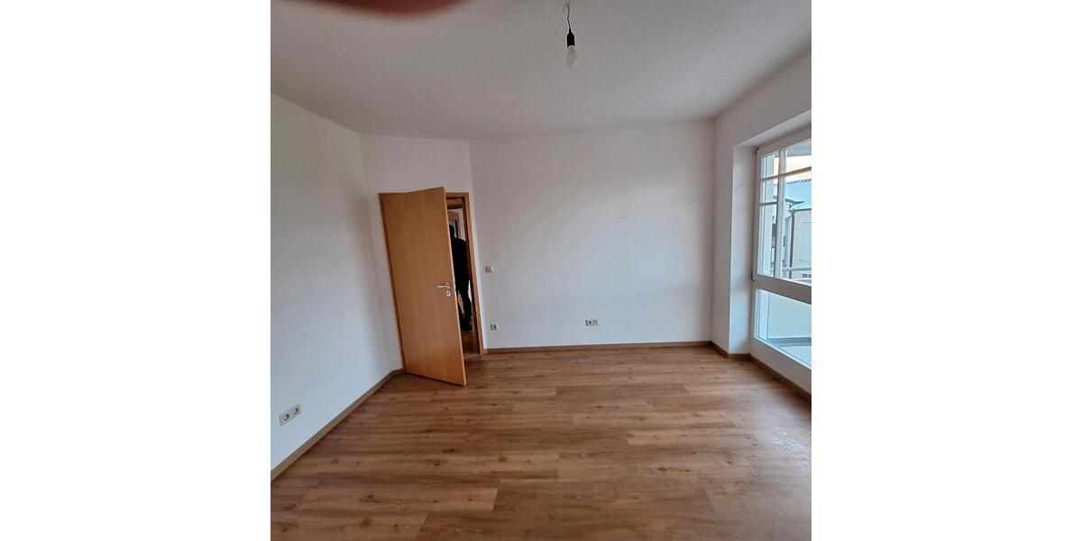 Etagenwohnung Waldmünchen - 2 Zimmer, 62 m&sup2;, 450&euro; | Angebot:24830369