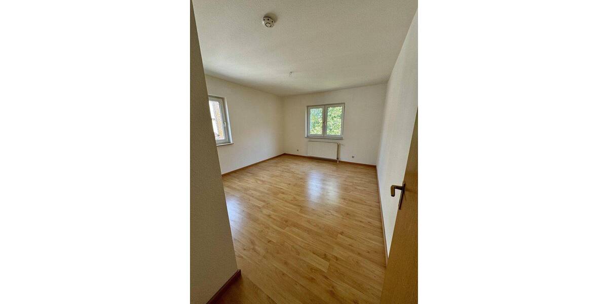 Etagenwohnung Schönebeck Altstadt - 3 Zimmer, 85 m&sup2;, 612&euro; | Angebot:26804249