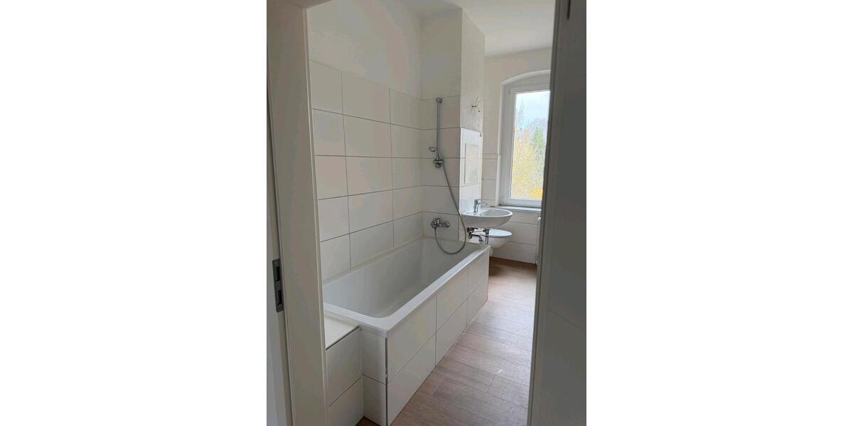 Etagenwohnung Freiberg - 1 Zimmer, 51 m&sup2;, 308&euro; | Angebot:26038950