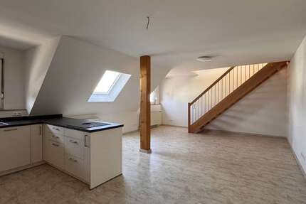 Wohnung Crailsheim Roßfeld - 4 Zimmer, 105 m&sup2;, 1.000&euro; | Angebot:25900695