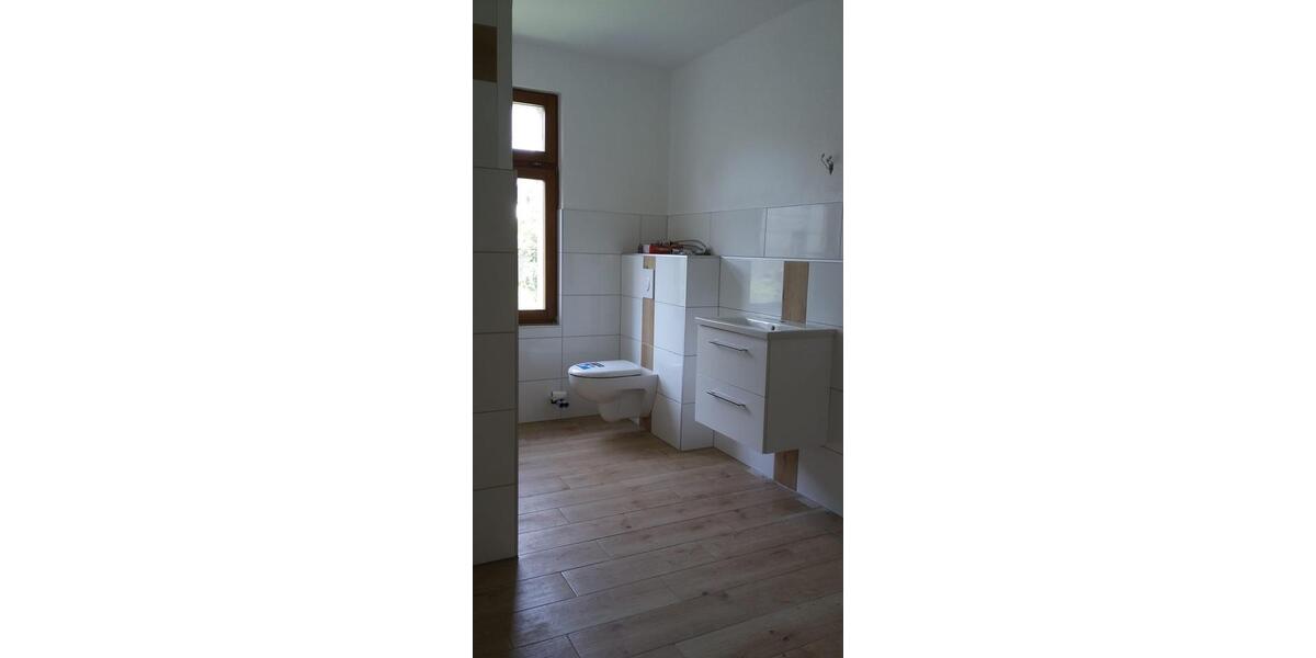 Moderne 4-Raumwohnung mit Balkon in ruhiger Lage zu vermieten! 4 zimmer