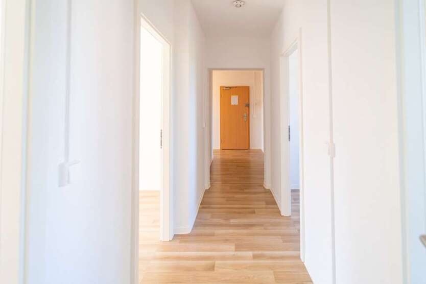 Wohnung zum Mieten in Chemnitz 463 € 90.28 m² 5 zimmer