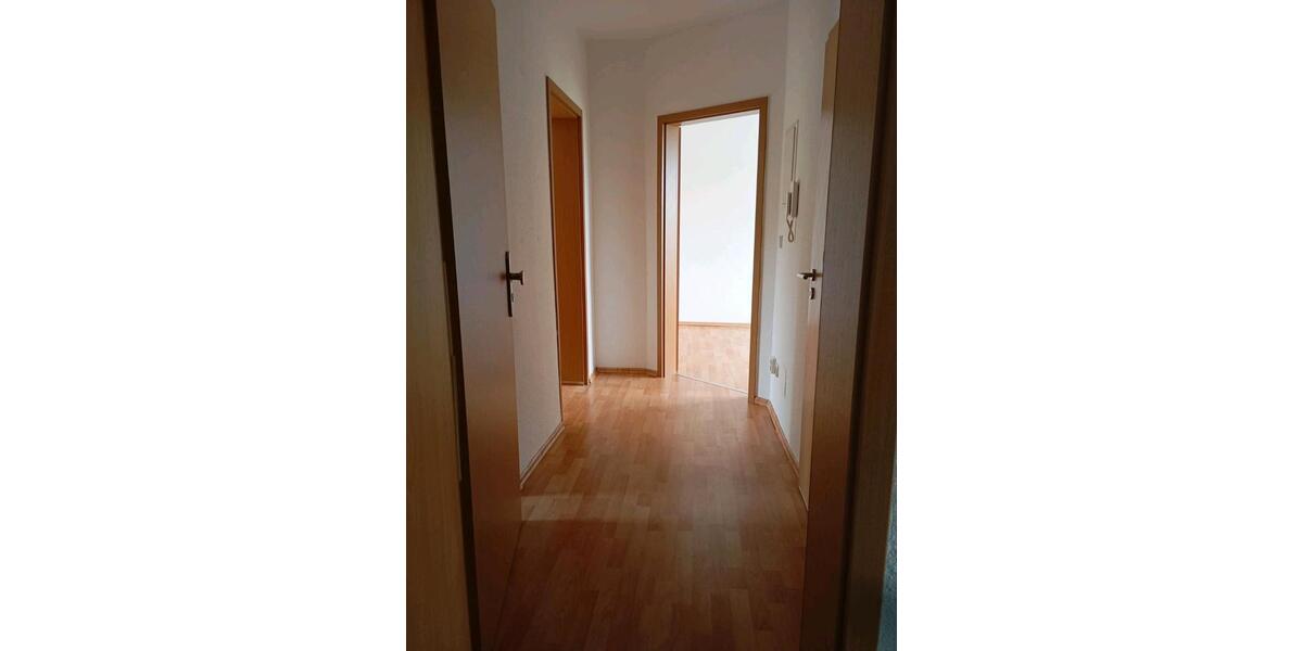 Etagenwohnung Weißenfels - 2 Zimmer, 49 m&sup2;, 400&euro; | Angebot:26545360