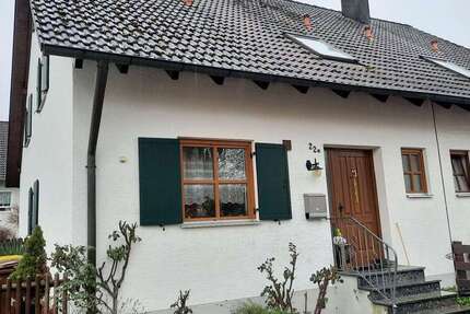 Haus Fischach - 5 Zimmer, 135 m&sup2;, 1.350&euro; | Angebot:25150237