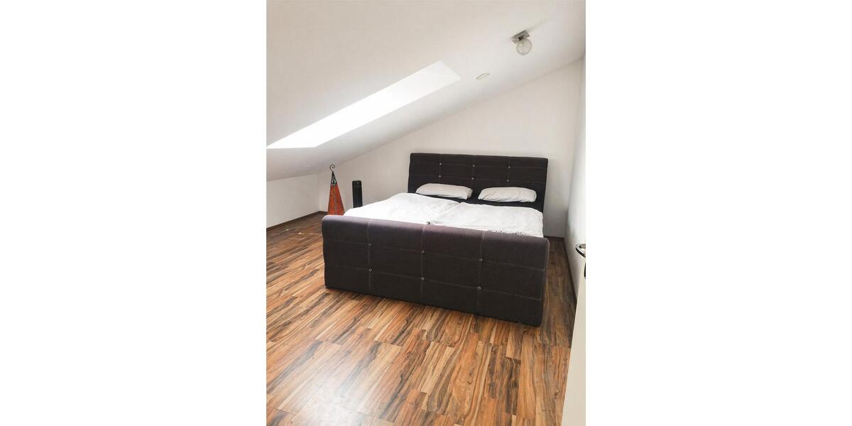 Dachgeschoßwohnung Konz - 2 Zimmer, 60 m&sup2;, 600&euro; | Angebot:26283131