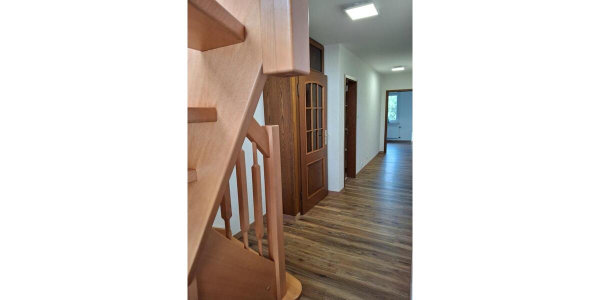 Dachgeschoßwohnung Sohren - 5 Zimmer, 115 m&sup2;, 750&euro; | Angebot:26123490