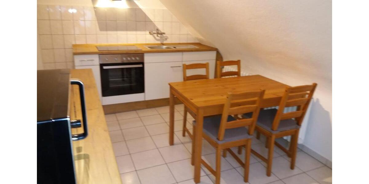 Wohnen auf Zeit Kassel Niederzwehren - 1 Zimmer, 17 m&sup2;, 300&euro; | Angebot:24842292