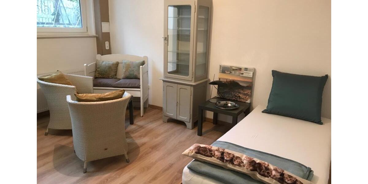 Etagenwohnung Hameln Kernstadt - 3 Zimmer, 100 m&sup2;, 400&euro; | Angebot:24641392