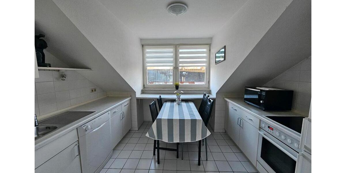 Dachgeschoßwohnung Hamburg Wandsbek - 2 Zimmer, 62 m&sup2;, 1.470&euro; | Angebot:26047385