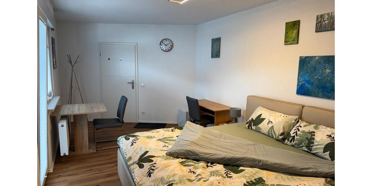 Wohnen auf Zeit Hockenheim - 1 Zimmer, 214 m&sup2;, 700&euro; | Angebot:26607802