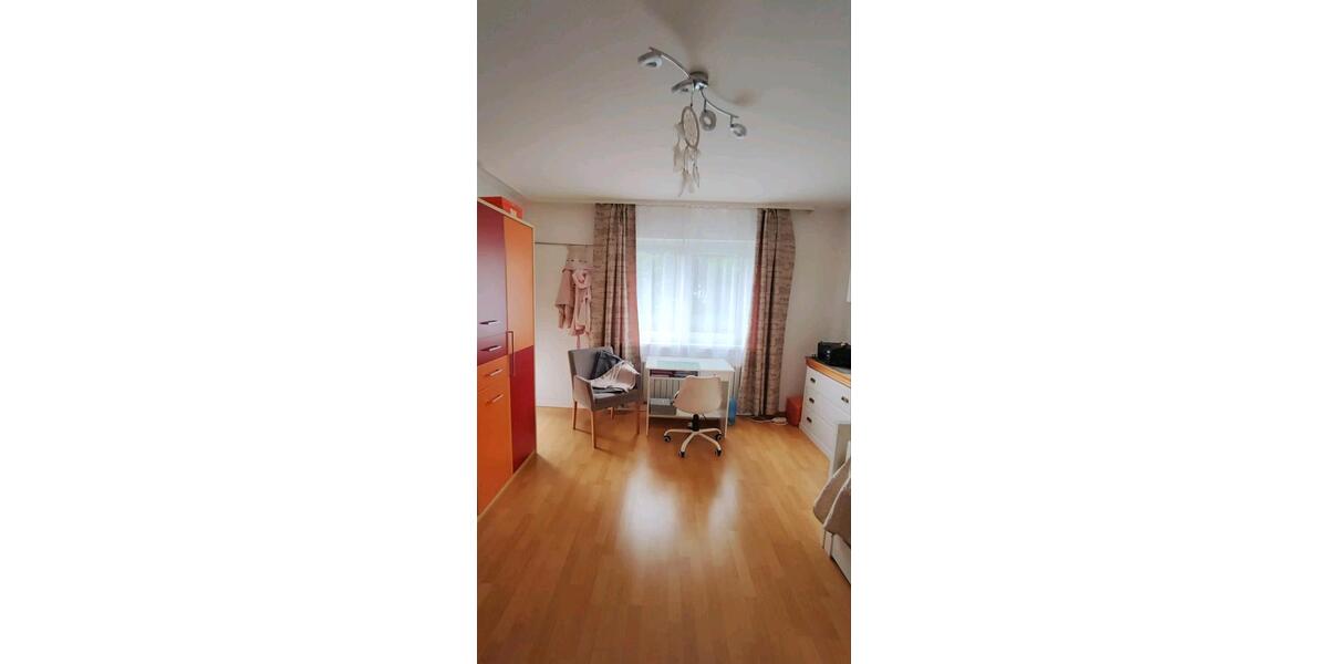 Wohnen auf Zeit Schwäbisch Gmünd - 4 Zimmer, 16 m&sup2;, 240&euro; | Angebot:26424167