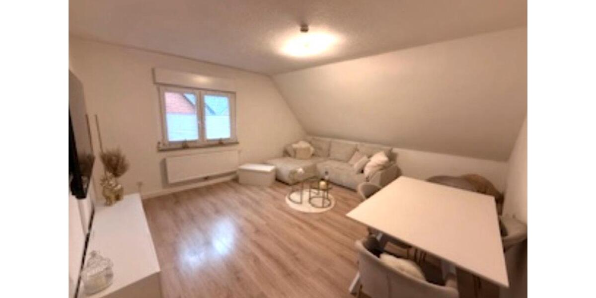 Dachgeschoßwohnung Lippstadt - 3 Zimmer, 66 m&sup2;, 725&euro; | Angebot:25195432