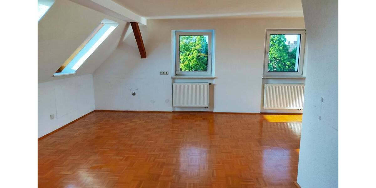 Dachgeschoßwohnung Vorbach - 2.5 Zimmer, 86 m&sup2;, 675&euro; | Angebot:25855038