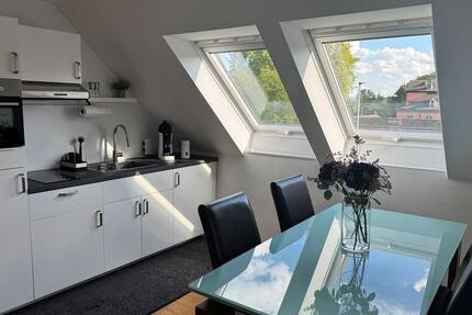 Wohnen auf Zeit Bornheim - 2 Zimmer, 60 m&sup2;, 130&euro; | Angebot:26268326