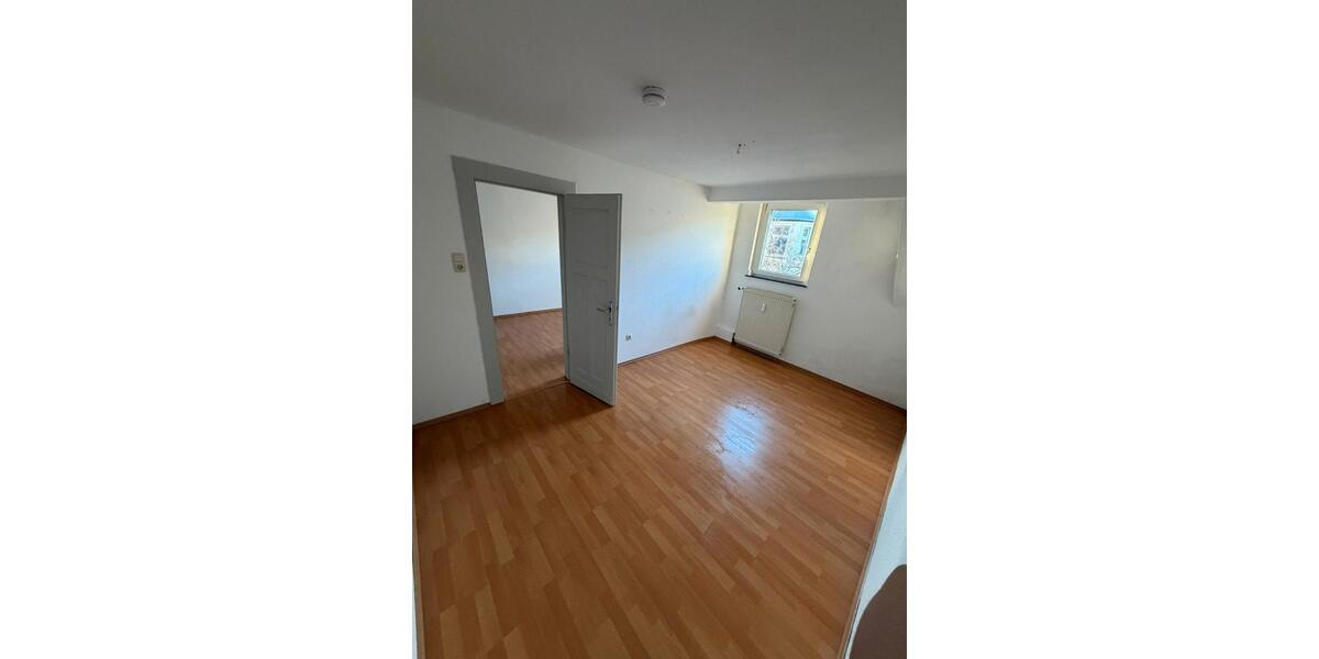 Dachgeschoßwohnung Duisburg Duisburg-Mitte - 3 Zimmer, 62 m&sup2;, 600&euro; | Angebot:26551092