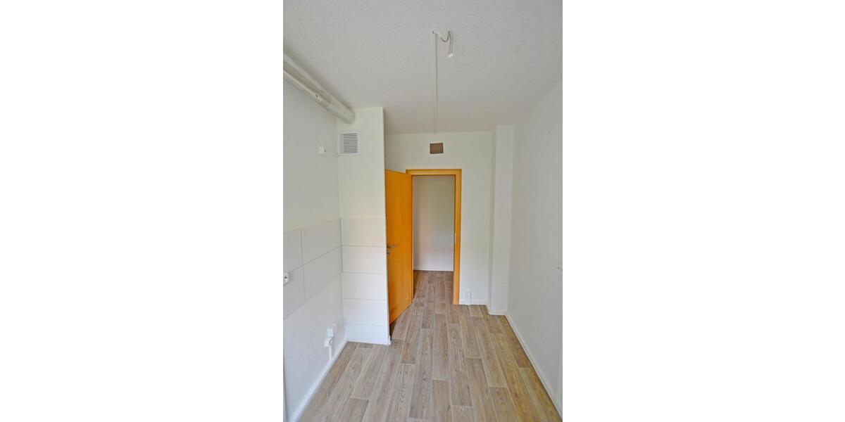 Erdgeschoßwohnung Sangerhausen - 2 Zimmer, 51 m&sup2;, 353&euro; | Angebot:26379993