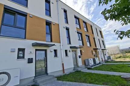 Haus zum Mieten in Neuenhagen 2.180 € 133 m² 6 zimmer