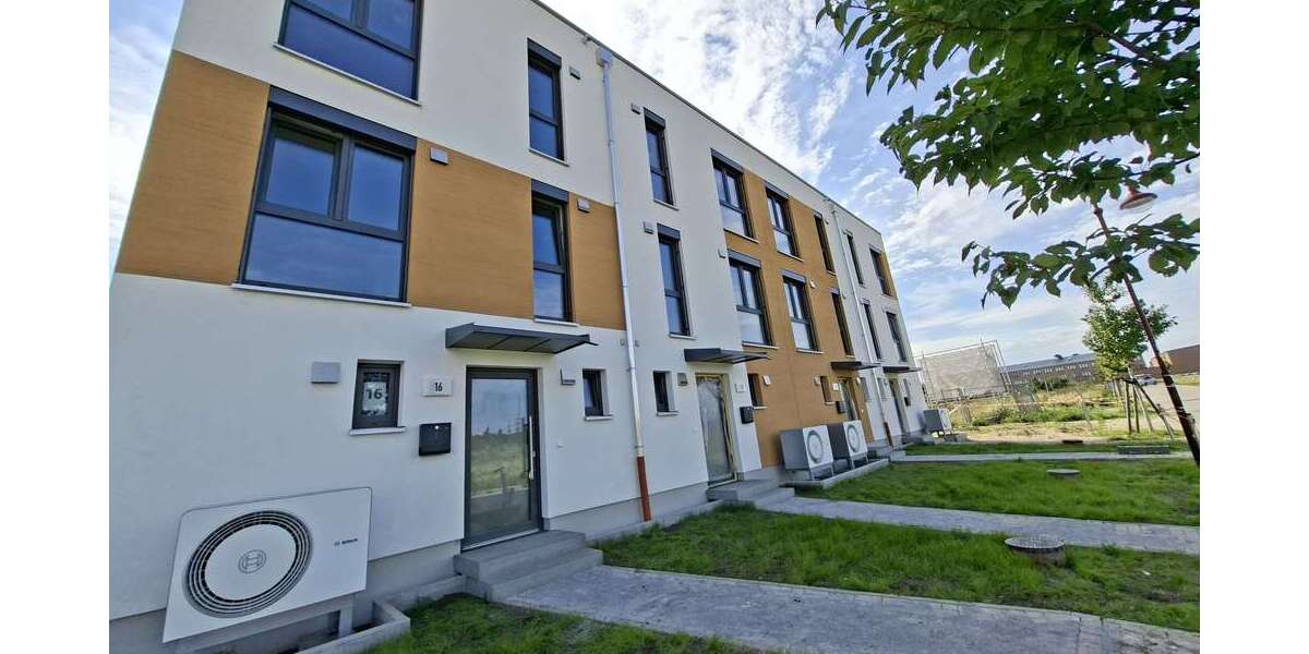 Haus zum Mieten in Neuenhagen 2.180 € 133 m² 6 zimmer