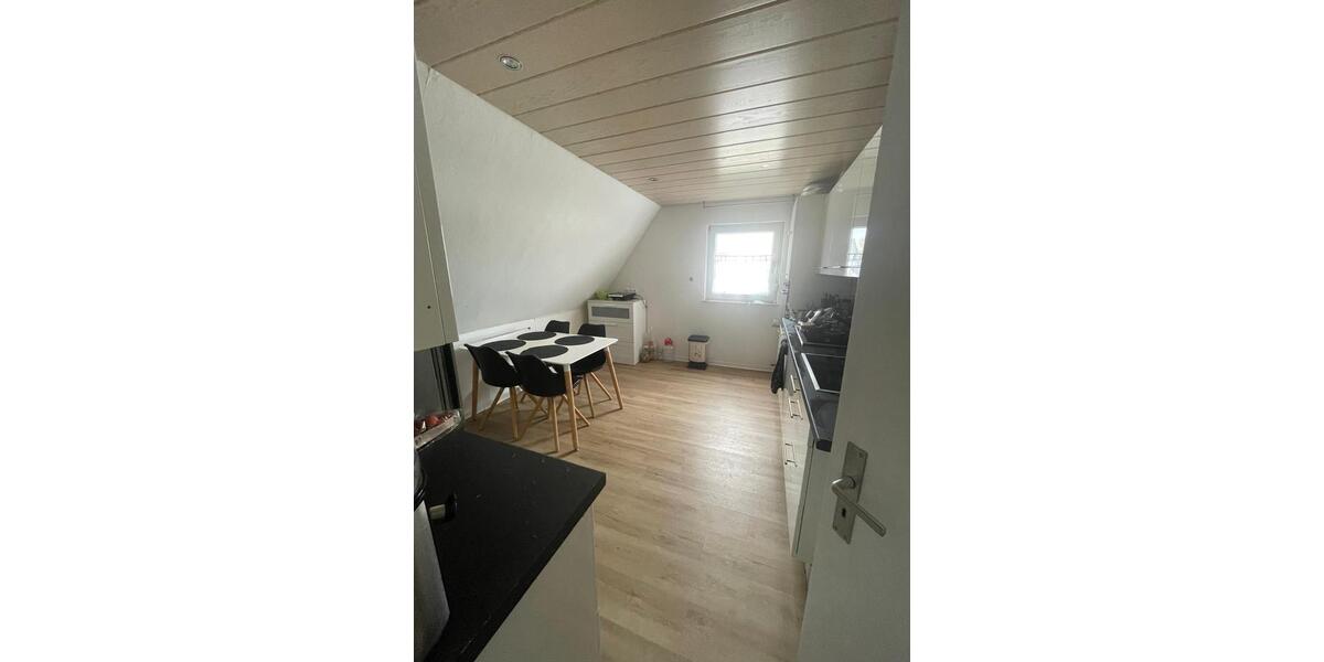 Etagenwohnung Elsenfeld - 4 Zimmer, 96 m&sup2;, 1.400&euro; | Angebot:25951798