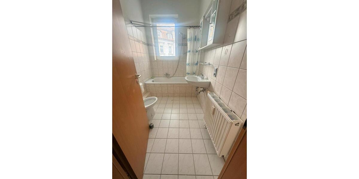 Etagenwohnung Crimmitschau - 2 Zimmer, 50 m&sup2;, 450&euro; | Angebot:26400454