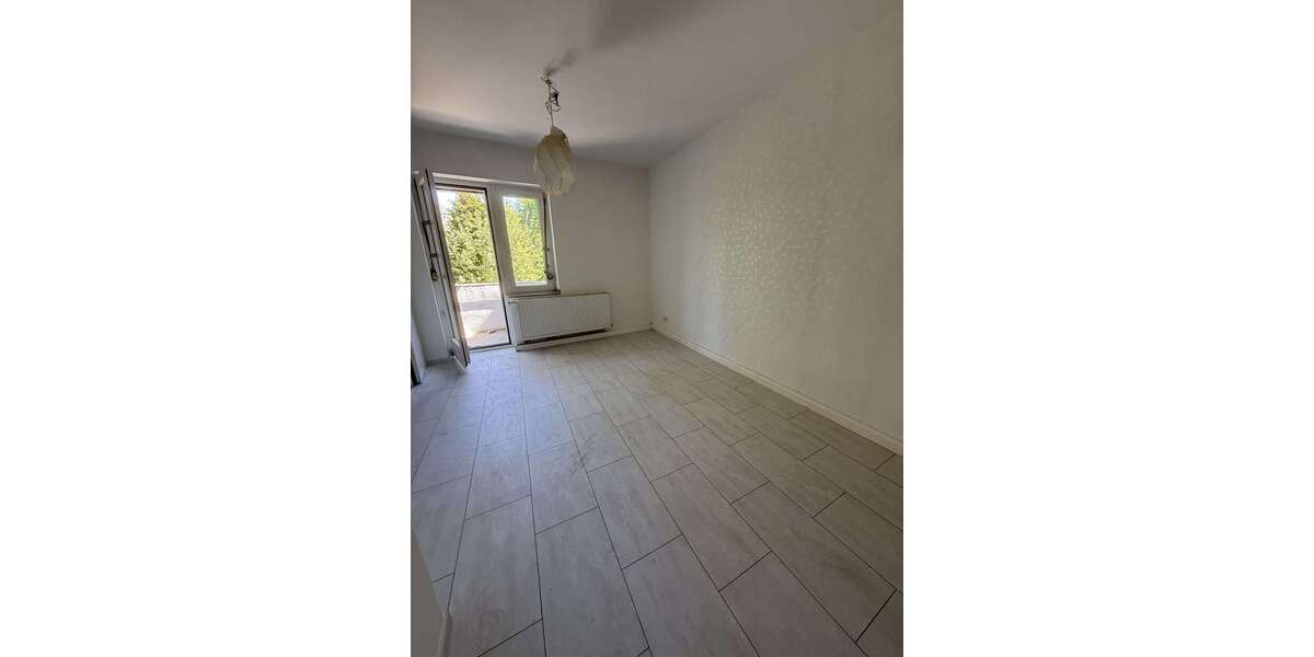 Etagenwohnung Köln Kalk - 2 Zimmer, 64 m&sup2;, 800&euro; | Angebot:26748956