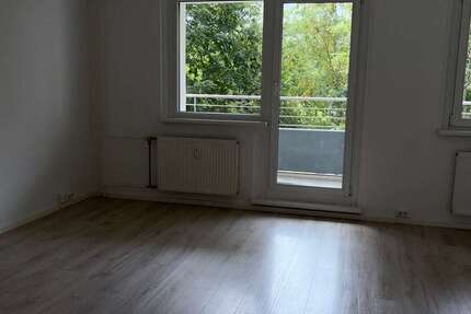 Wohnung Berlin Neu-Hohenschönhausen - 4 Zimmer, 91 m&sup2;, 1.199&euro; | Angebot:27456461
