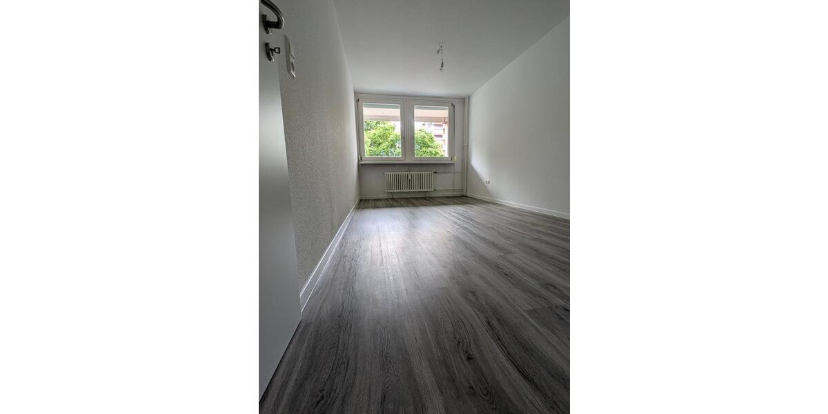 Etagenwohnung Sindelfingen Eichholz - 2.5 Zimmer, 57 m&sup2;, 720&euro; | Angebot:26625821