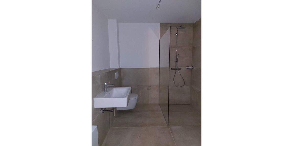 Terrassenwohnung Troisdorf Oberlar - 3 Zimmer, 81 m&sup2;, 1.137&euro; | Angebot:25152444