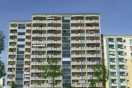 Wohnung Hoyerswerda Neustadt - 3 Zimmer, 59 m&sup2;, 355&euro; | Angebot:26953144