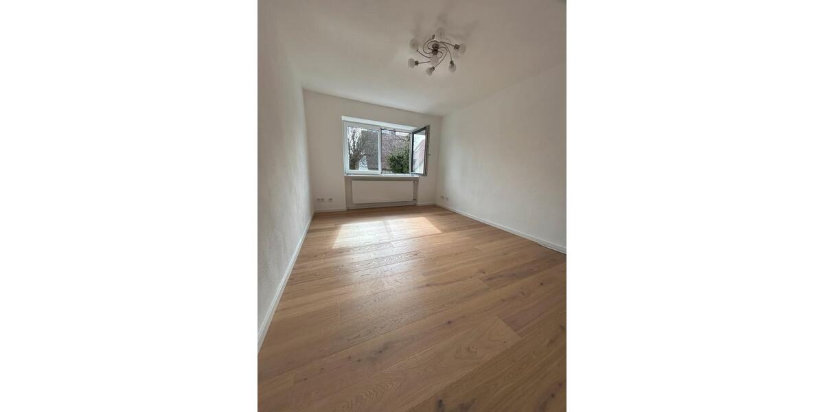 4 WG in PasingDoppelhaus hat 2 Zimmer frei 6 zimmer