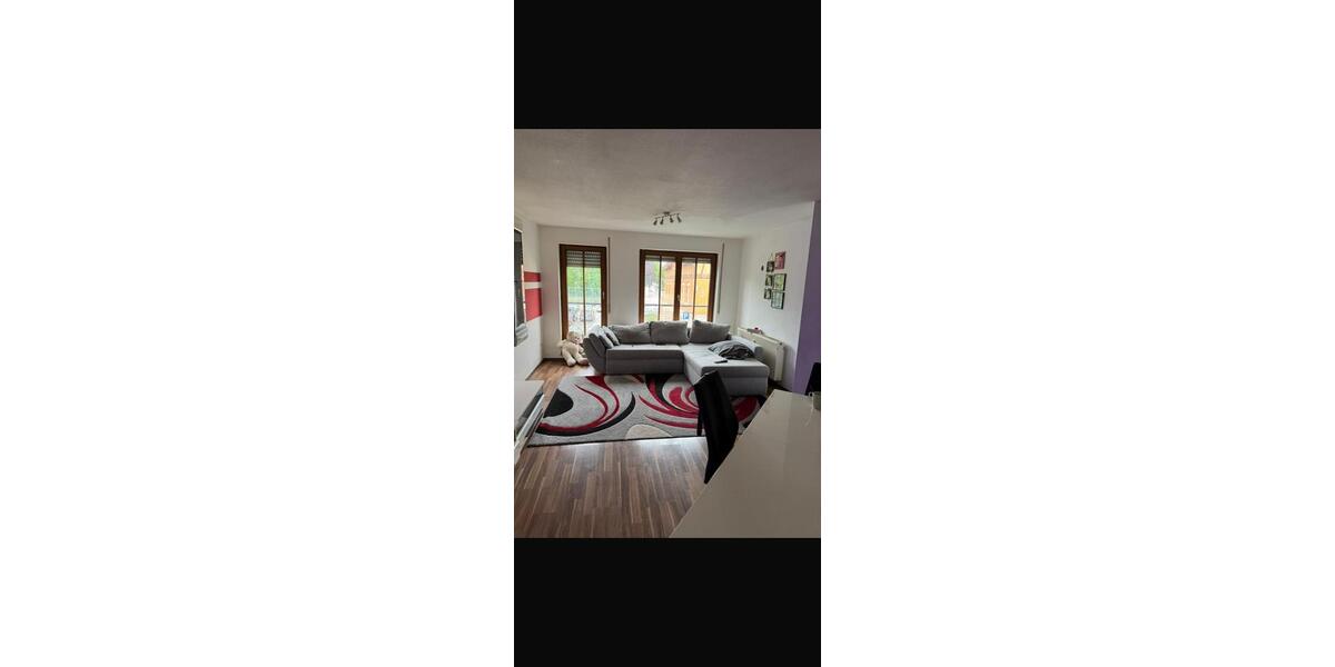 Etagenwohnung Eningen unter Achalm - 3 Zimmer, 83 m&sup2;, 1.440&euro; | Angebot:26593078