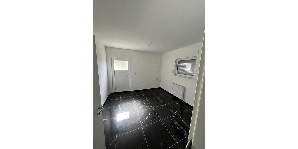 Erdgeschoßwohnung Saarlouis - 3 Zimmer, 65 m&sup2;, 620&euro; | Angebot:26496437