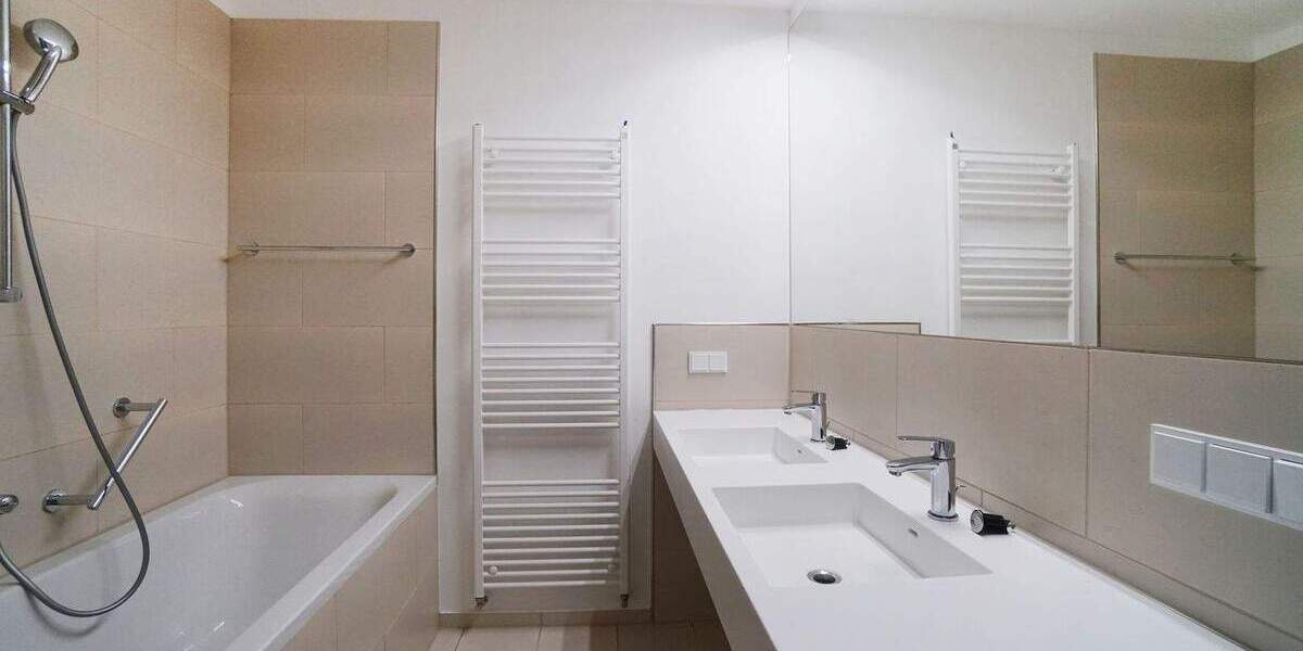 Etagenwohnung Berlin Moabit - 2 Zimmer, 84 m&sup2;, 1.943&euro; | Angebot:25748314