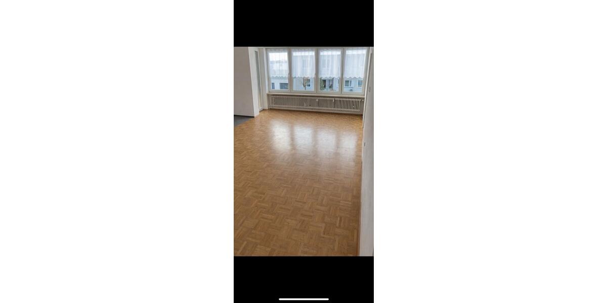 5 Zimmerwohnung Altbau 1. Obergeschoss 5 zimmer