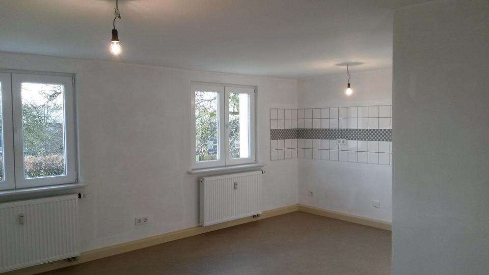 Hochparterre Gummersbach - 2 Zimmer, 36 m&sup2;, 380&euro; | Angebot:25976722