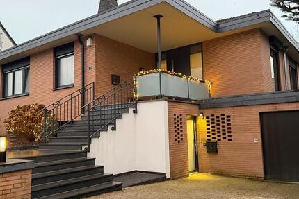 Wohnung in Herzogenrath 125 QM 1200€ incl. aller NK 3 zimmer