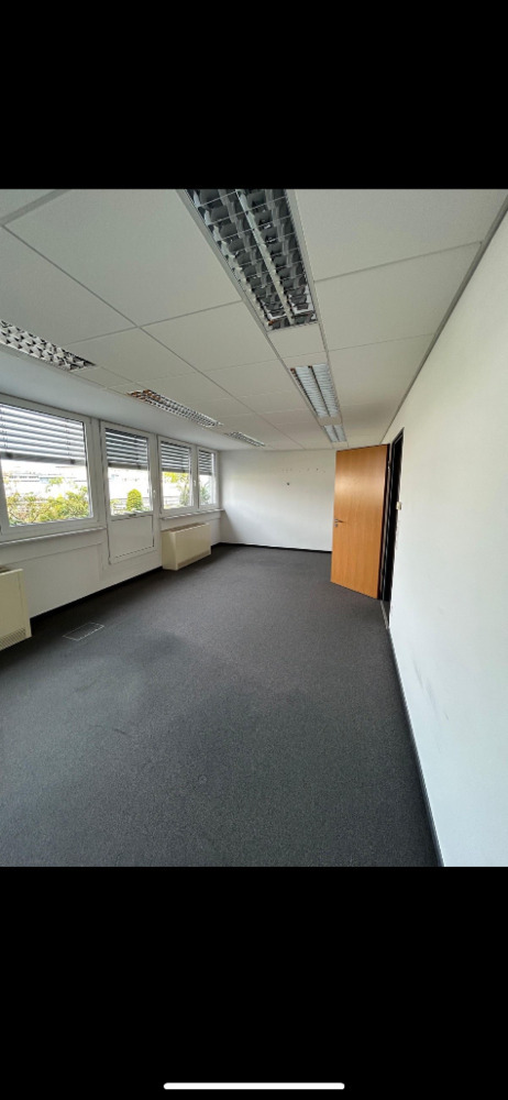 WESTEND: Flexible Büro-Studiofläche mit Dachterrasse - All-in-Miete