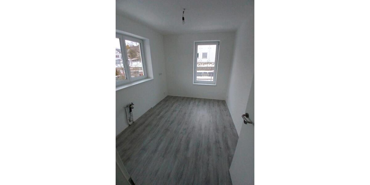 Erdgeschoßwohnung Hilders - 3 Zimmer, 58 m&sup2;, 580&euro; | Angebot:26232485